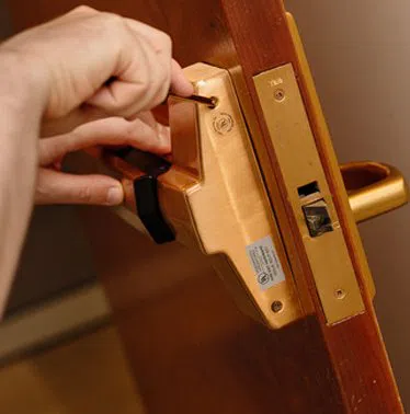 DC Locksmith Service Washington, DC 202-753-3643 DC Locksmith Service Washington, DC 202-753-3643 - 20a-new-locks-installation